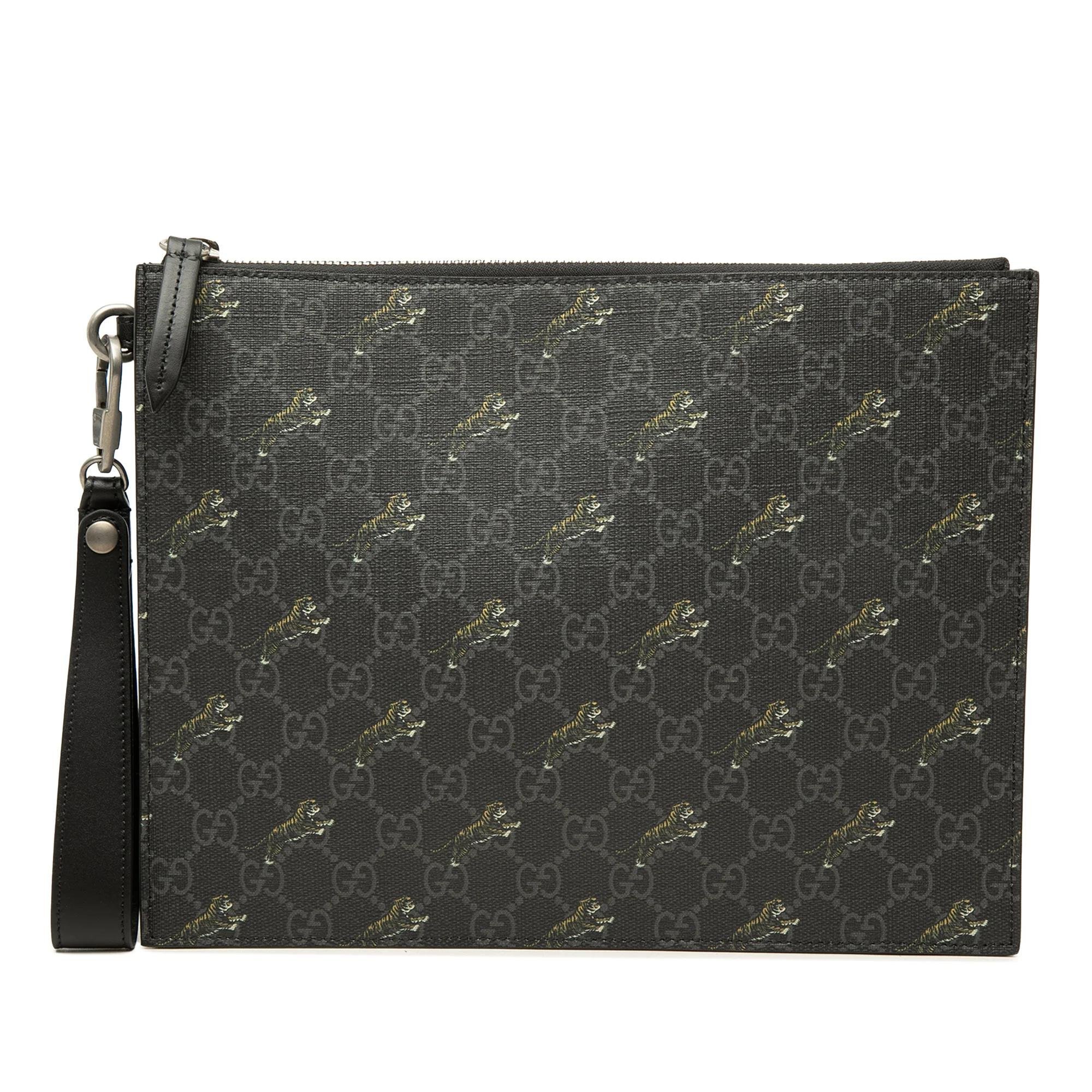 Gucci B leather handbag