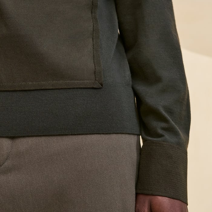 Kaki "Decadre Laine & Soie" Turtleneck Sweater