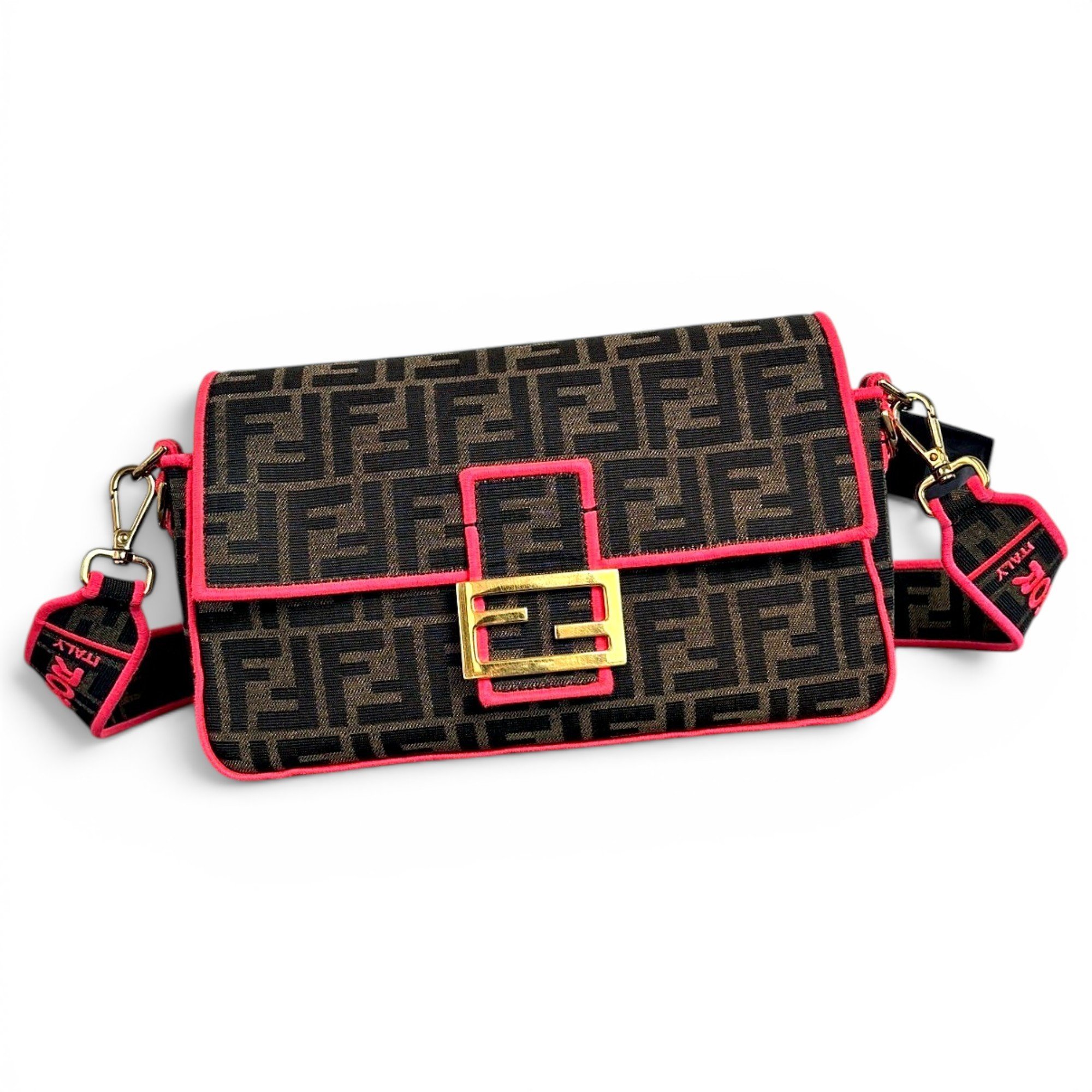 Baguette cloth handbag