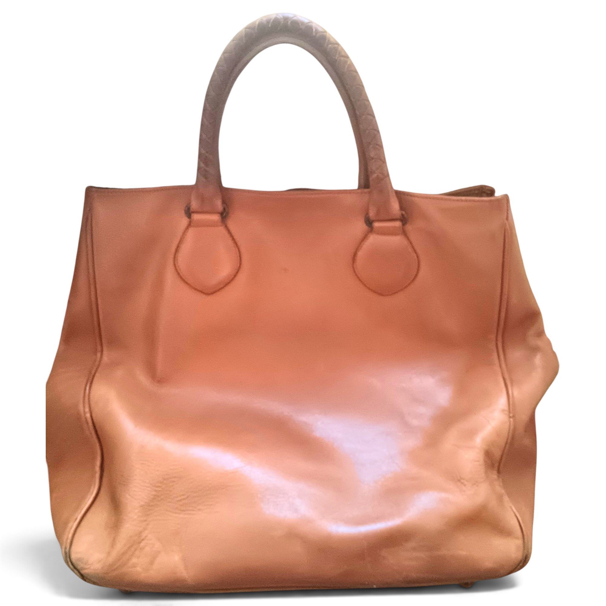 Leather handbag