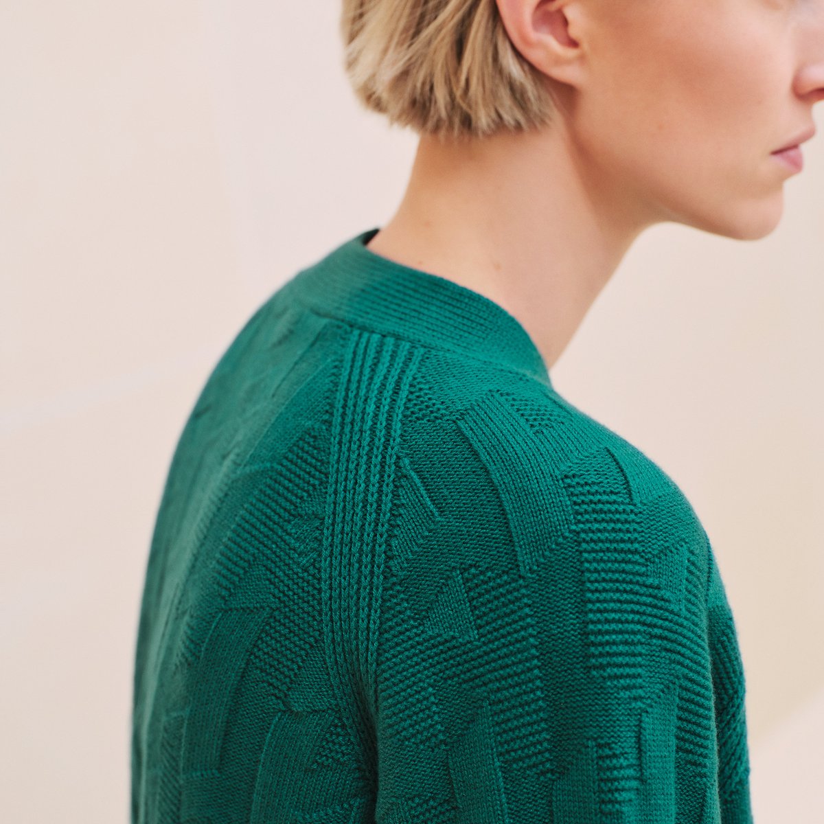 "H" long-sleeve cardigan
