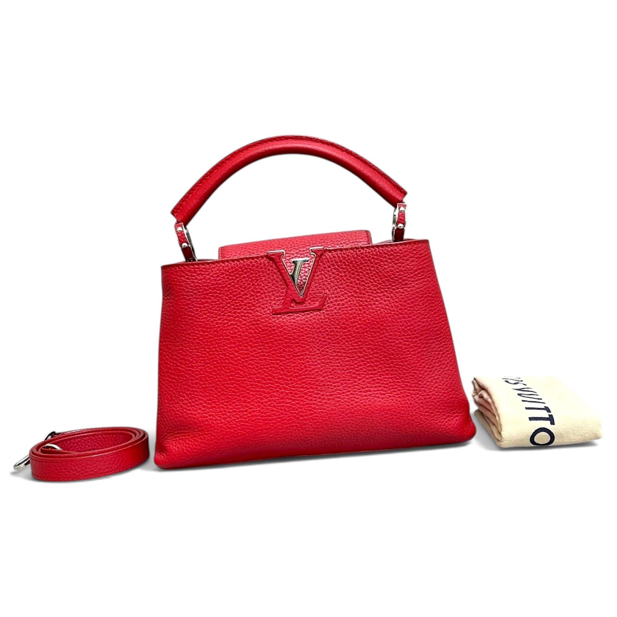 Capucines leather handbag