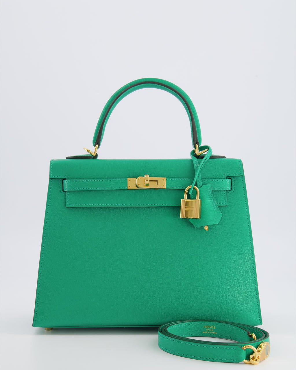 Hermès Kelly 25 Sellier Bag in Menthe Chèvre Chamkila Leather with Gold Hardware