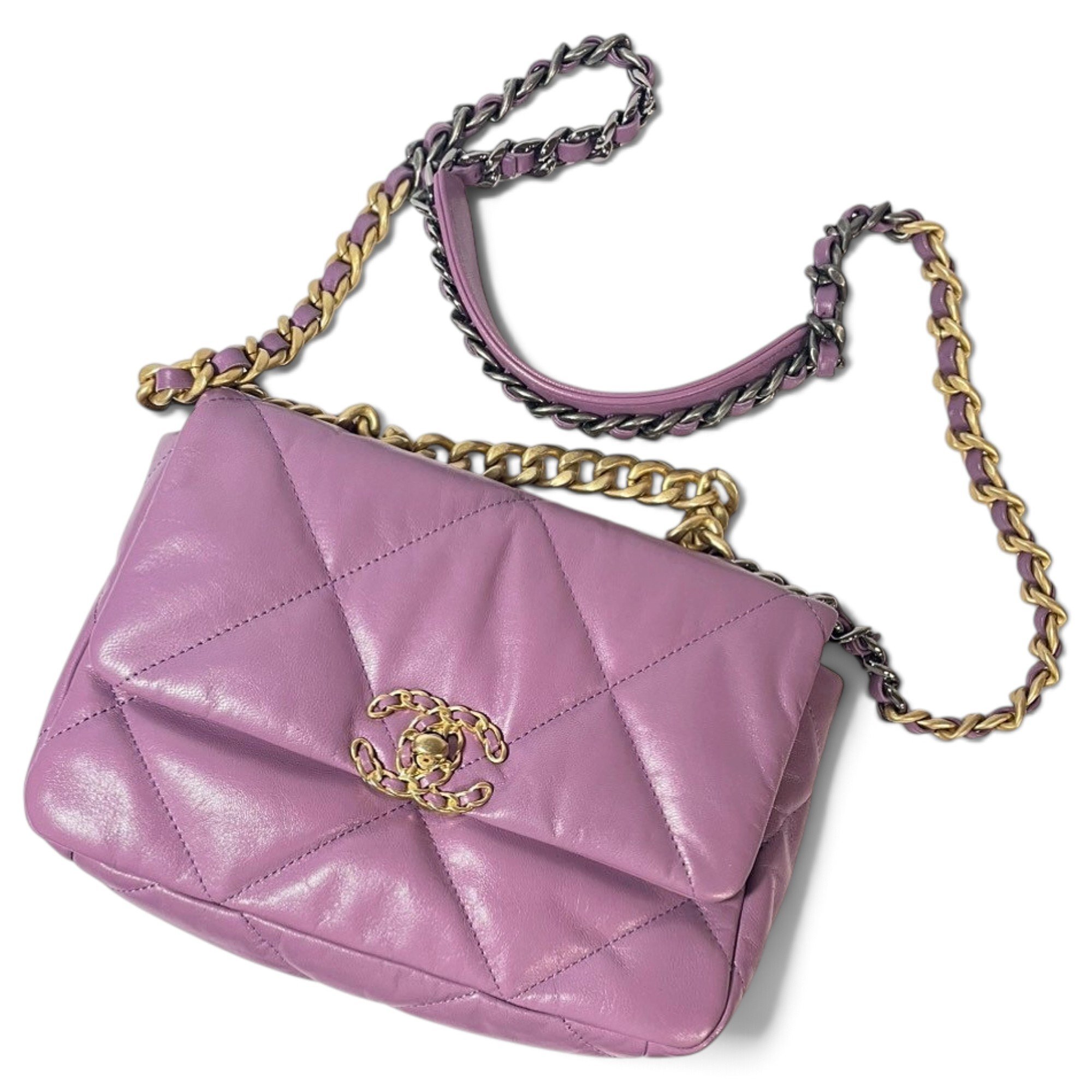 Chanel 19 leather handbag