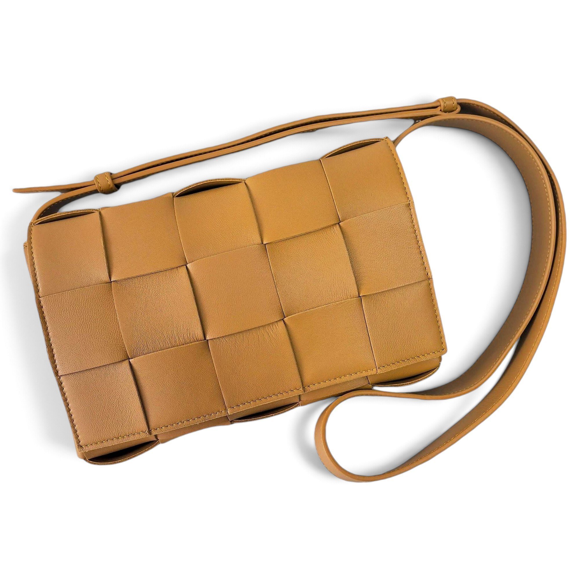 Bottega Veneta Cassette leather handbag
