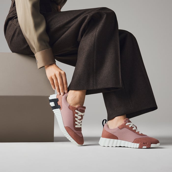 Rose Antique Bouncing Sneaker