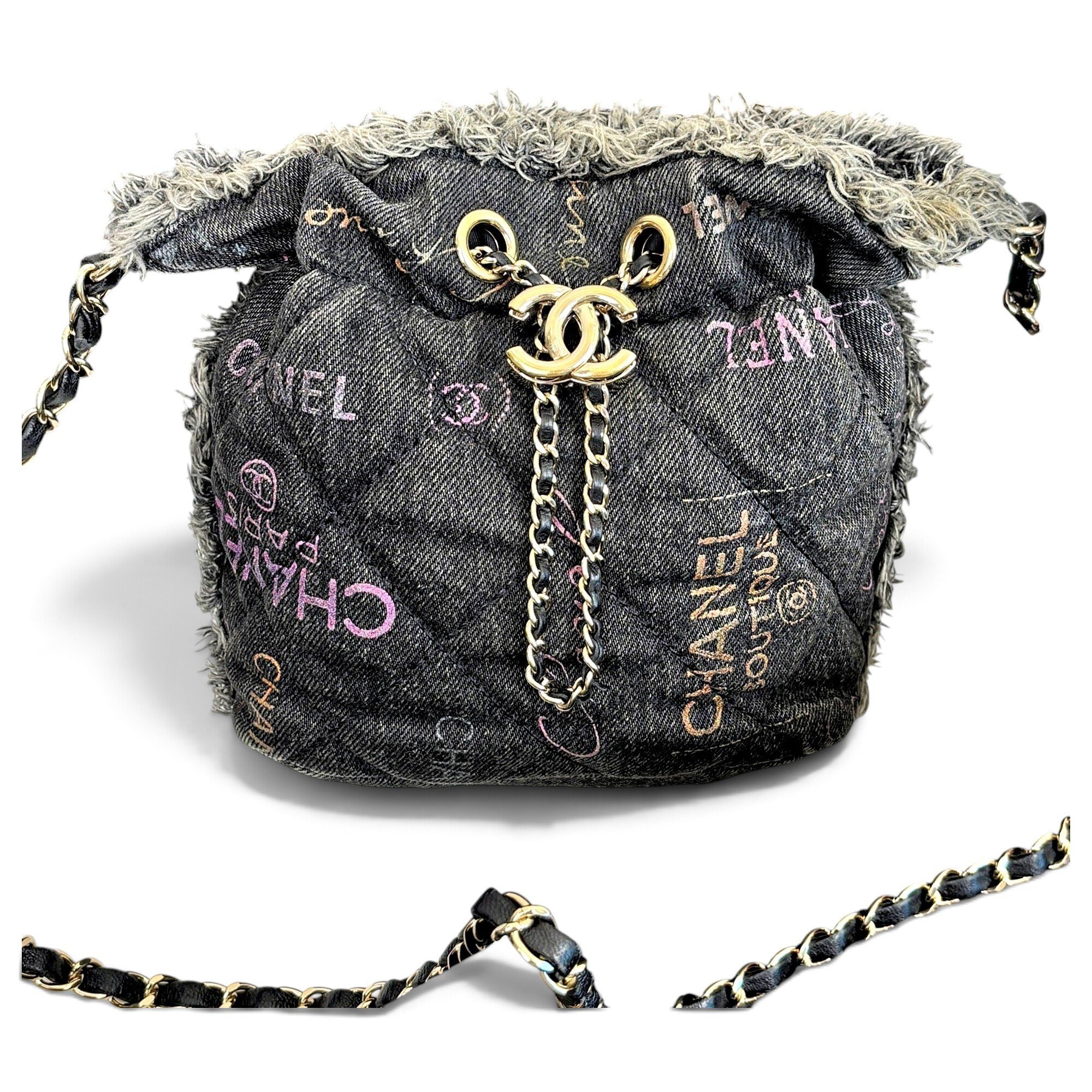 Gabrielle Bucket crossbody bag