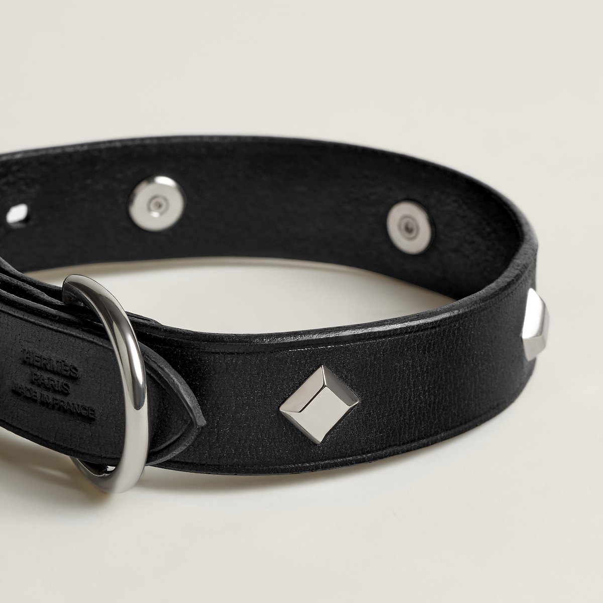 Noir Punch Dog Collar