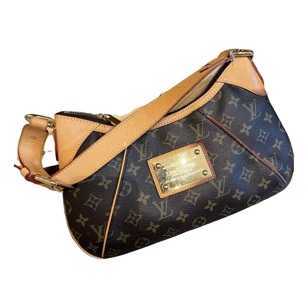 Thames leather handbag