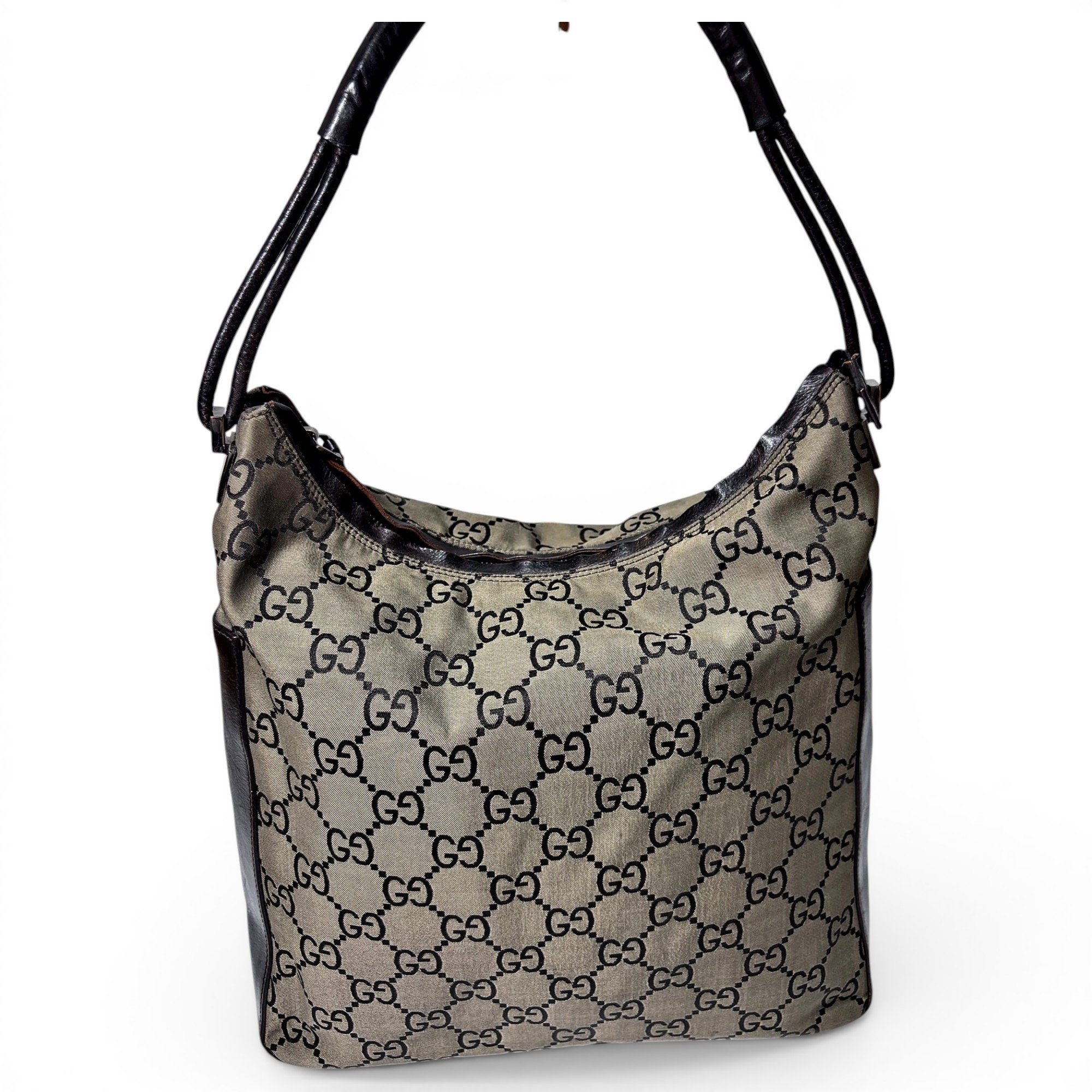 Hobo leather handbag