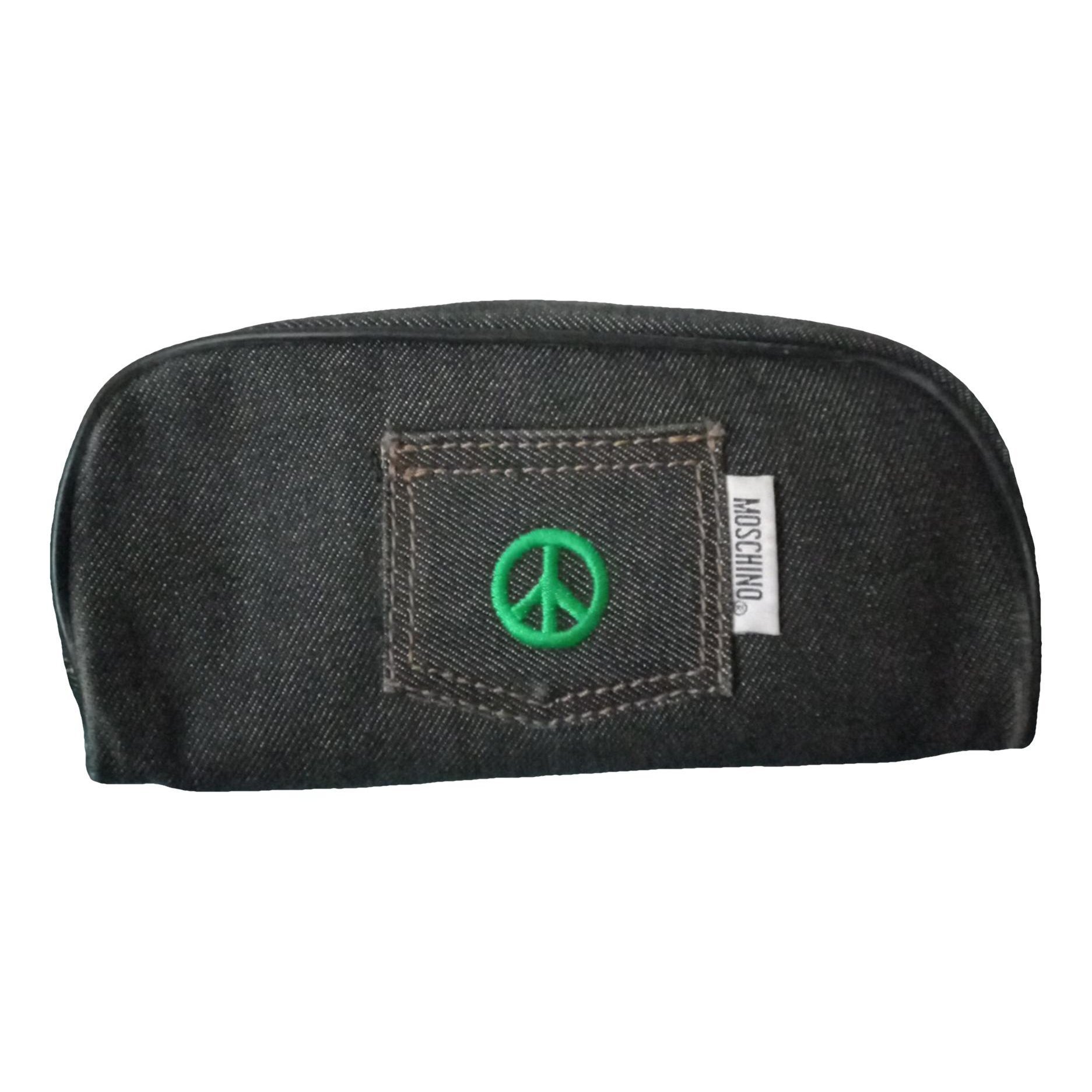 Clutch bag