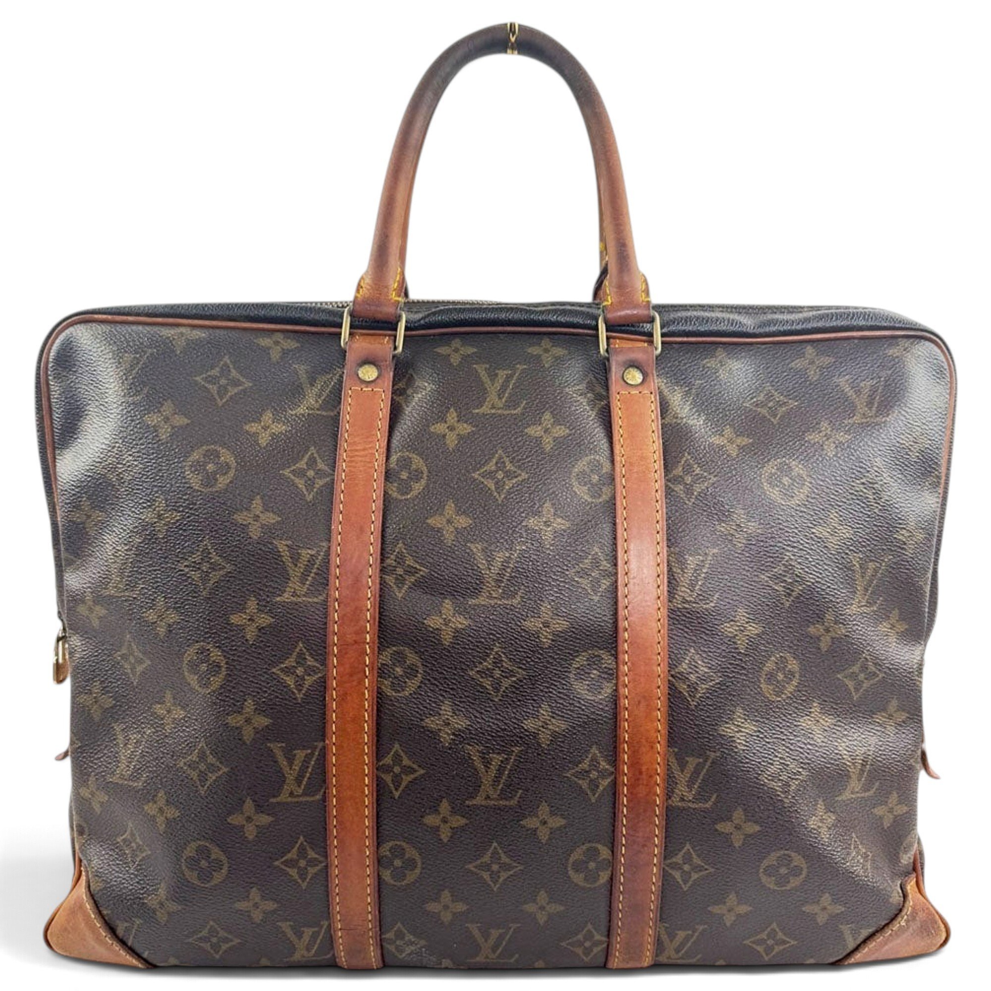 Leather travel bag