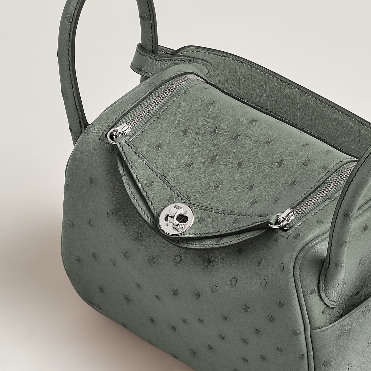 Vert Amande Lindy Mini Bag