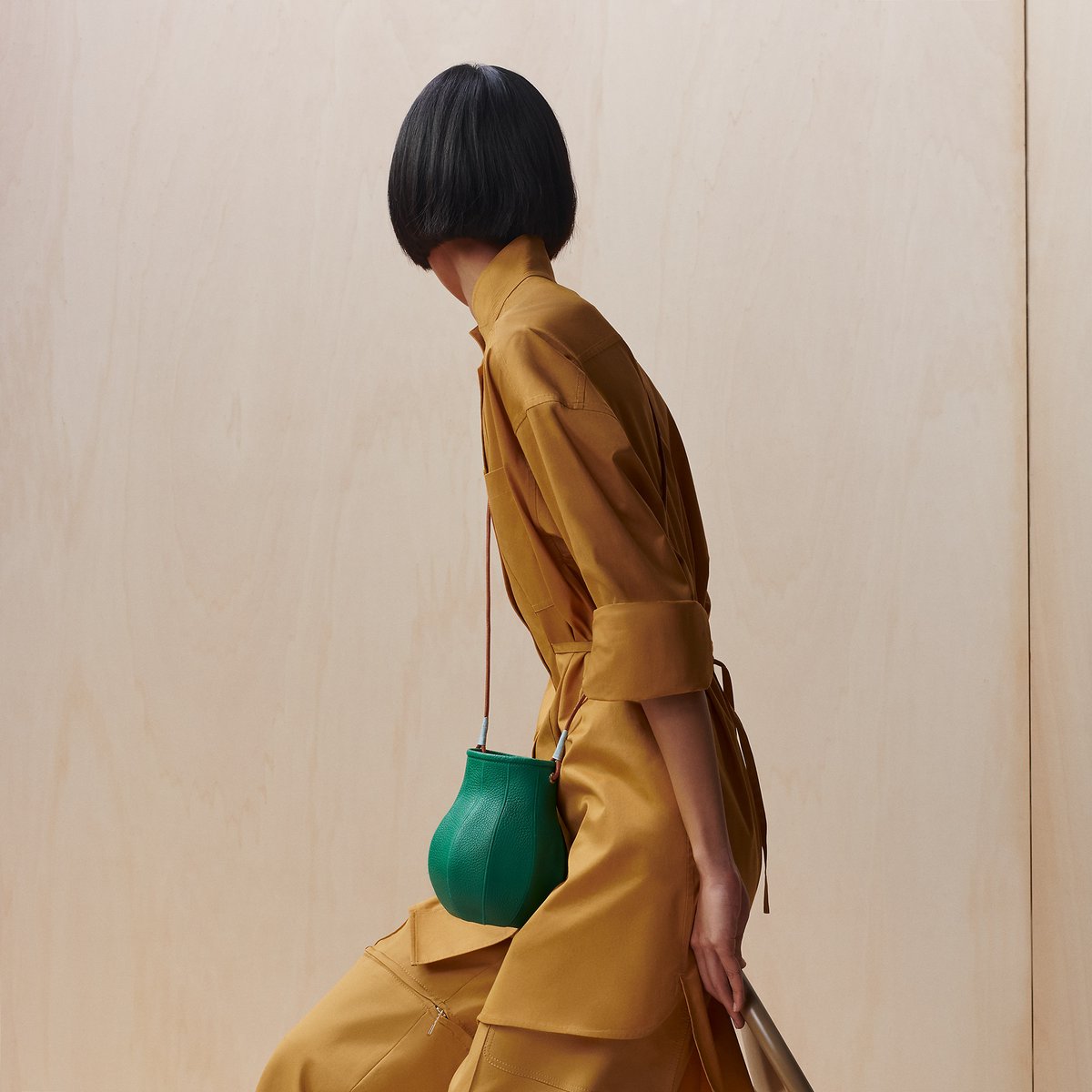 Cold Colors Bitter Apple Bag