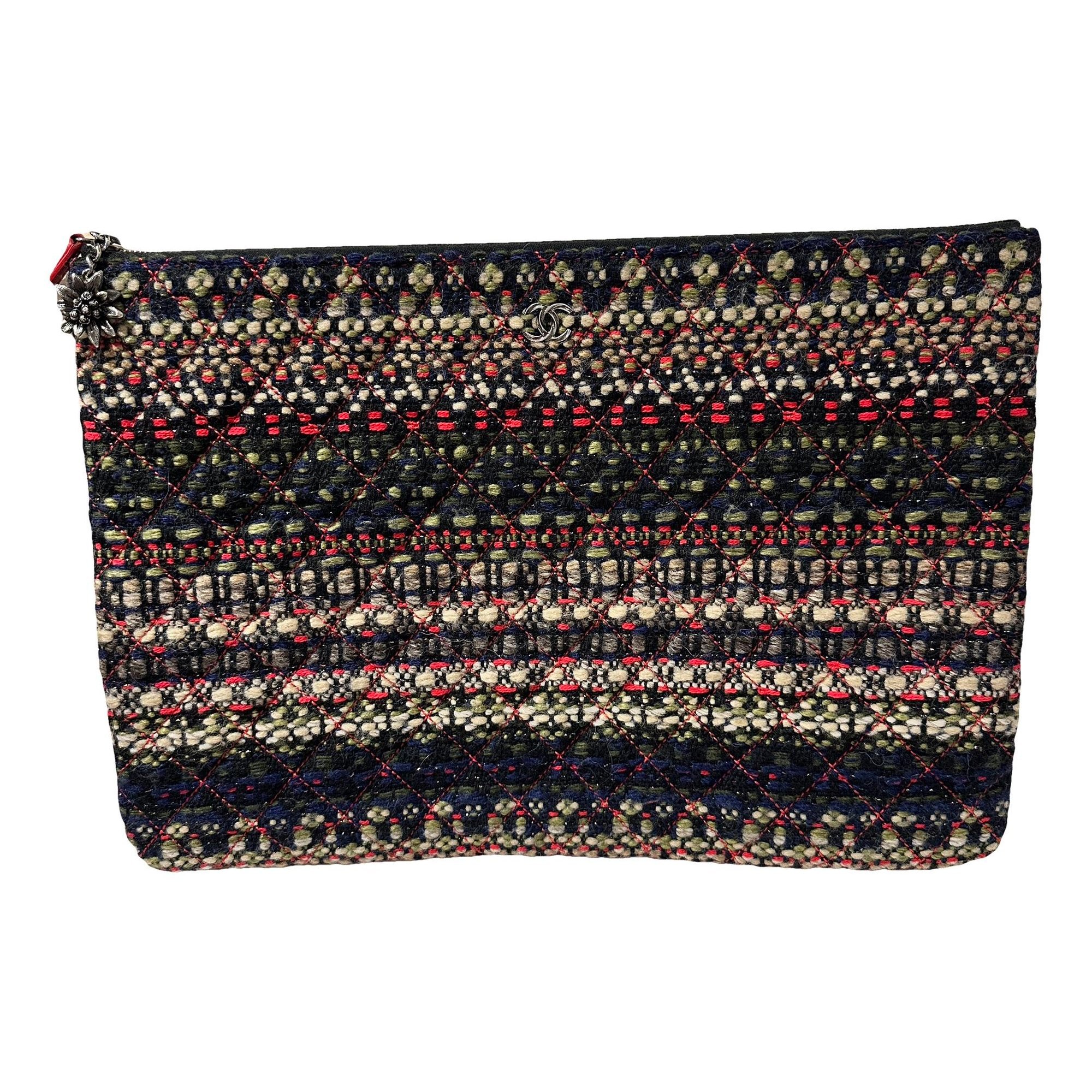 Chanel Timeless/Classique tweed clutch bag