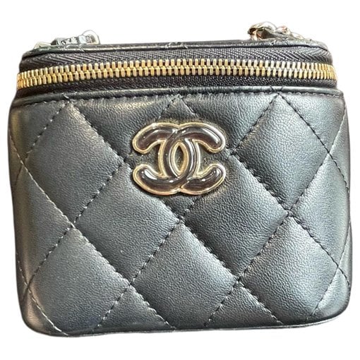 Trendy CC Vanity leather handbag