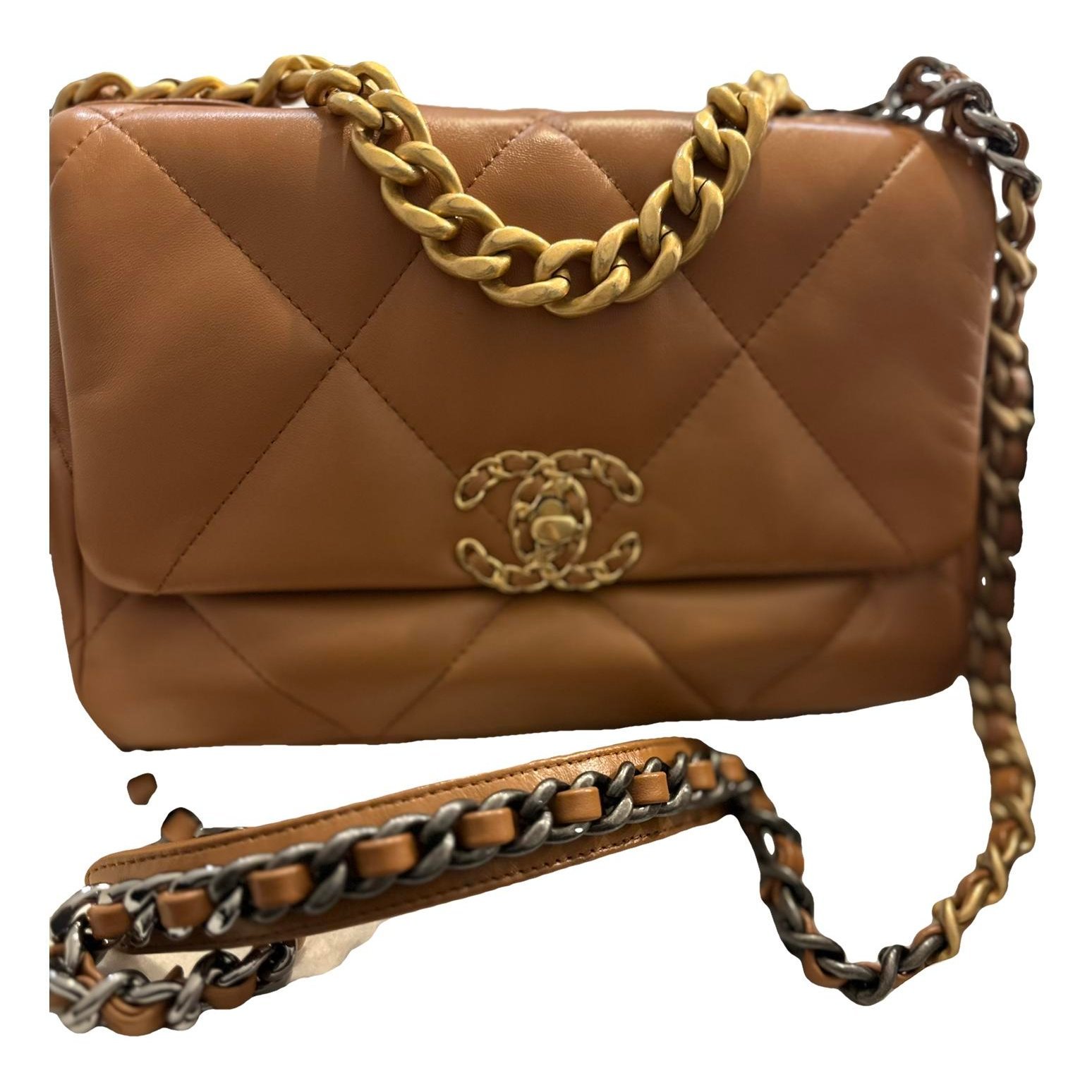Chanel 19 leather handbag