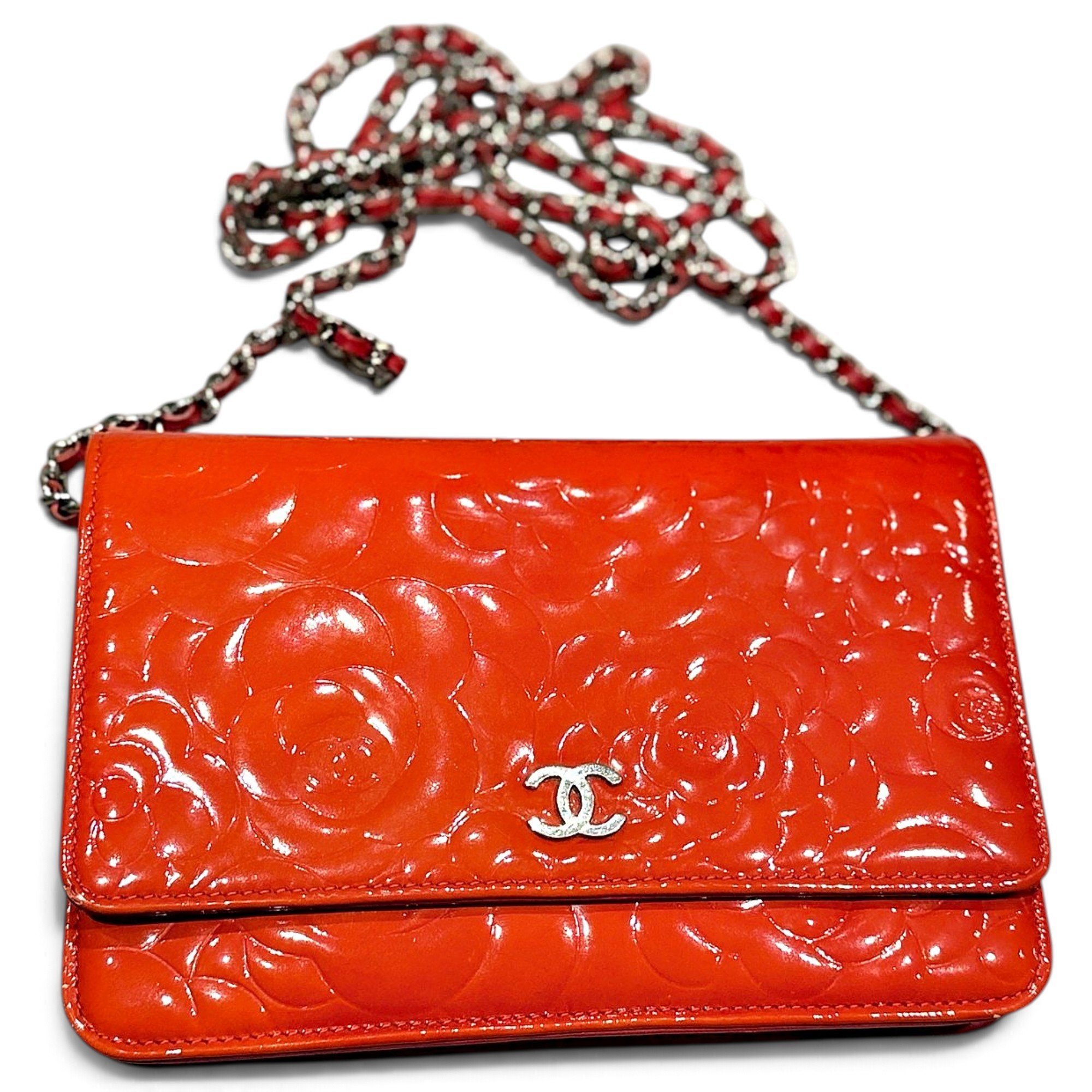 Timeless/Classique patent leather crossbody bag