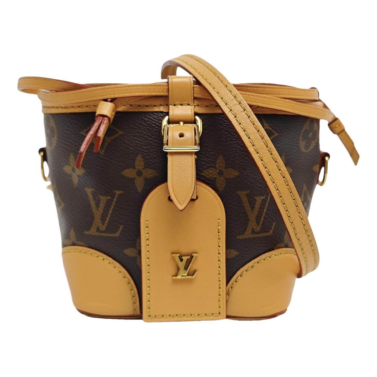 Nano Noé leather handbag