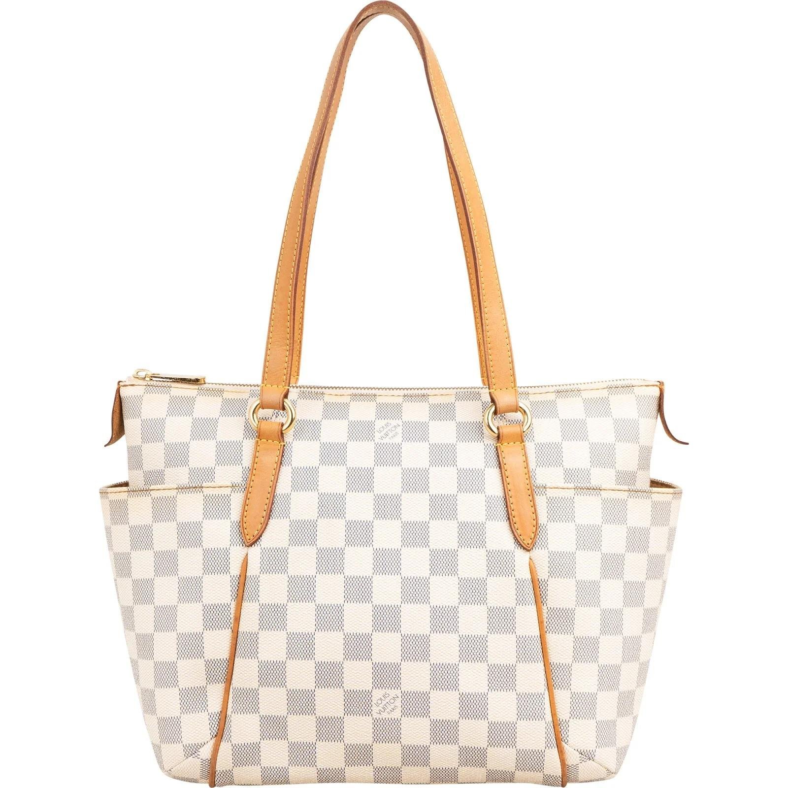 Totally leather handbag