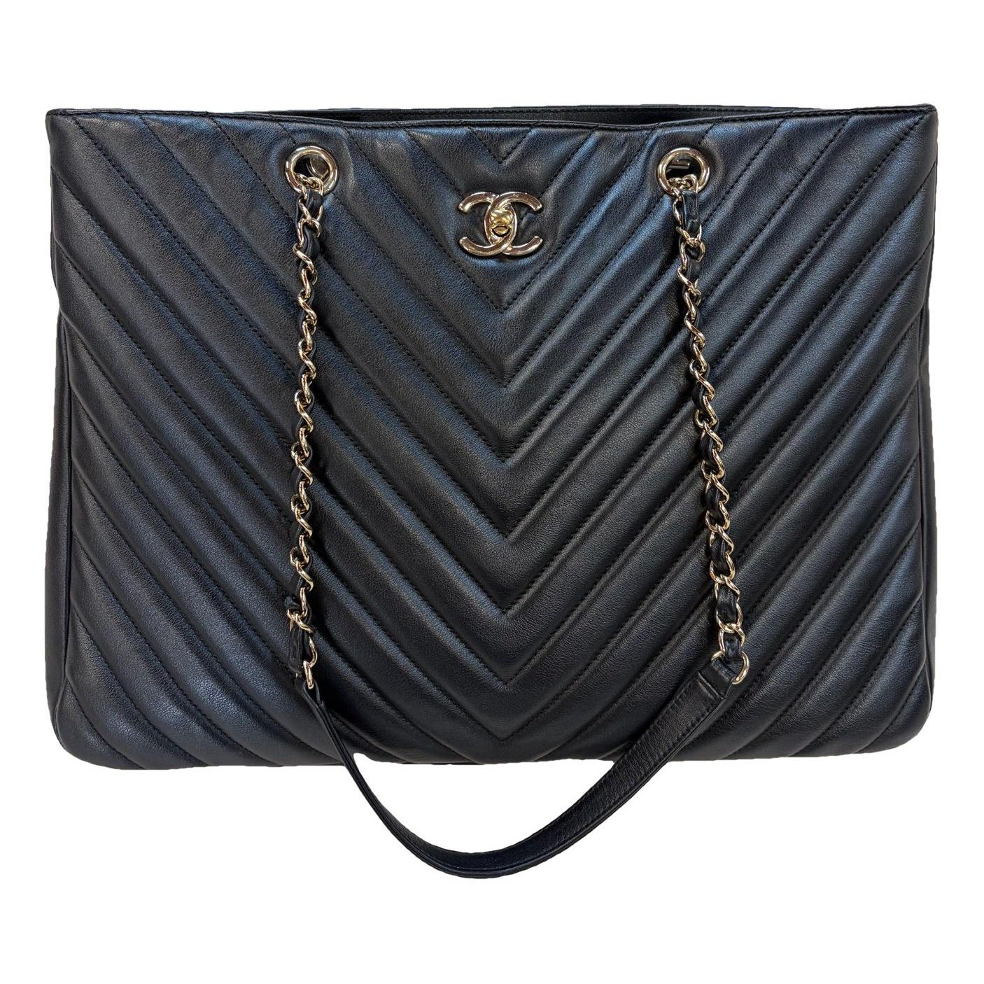 Classic CC Shopping leather handbag