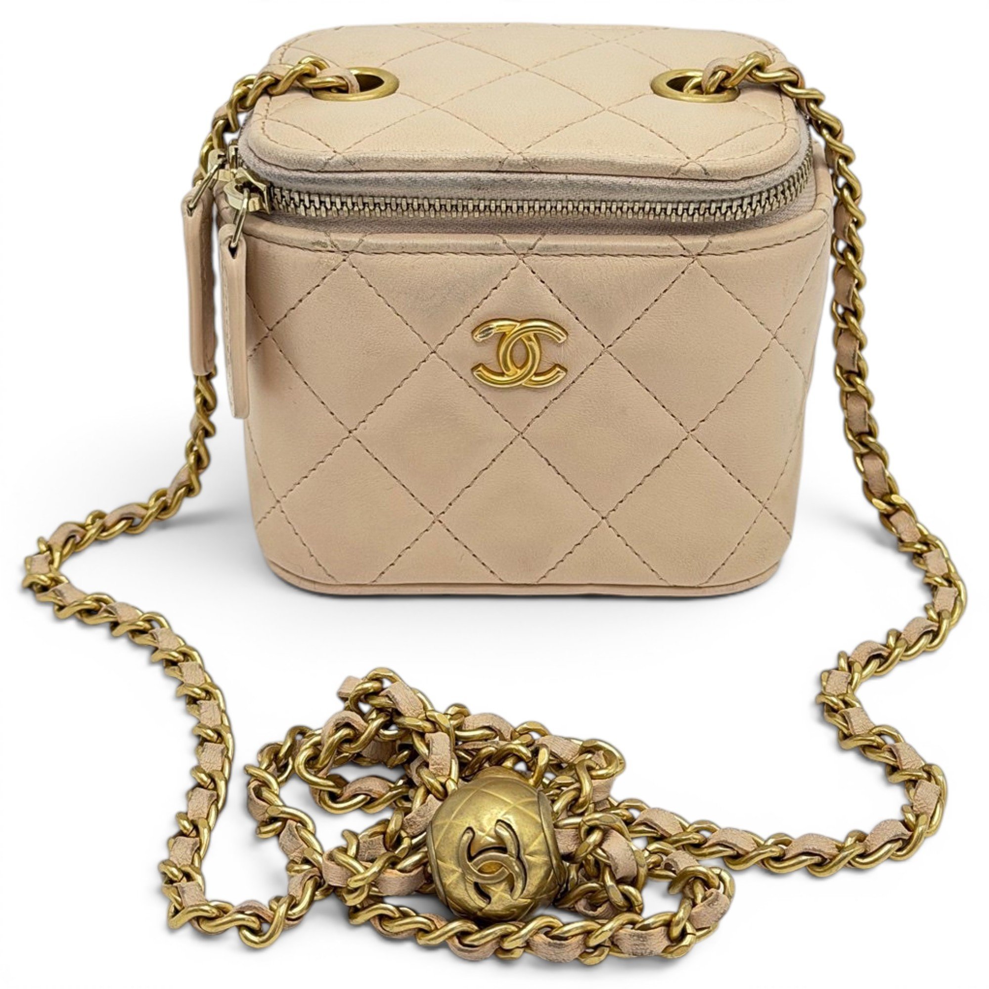 Trendy CC Vanity leather handbag