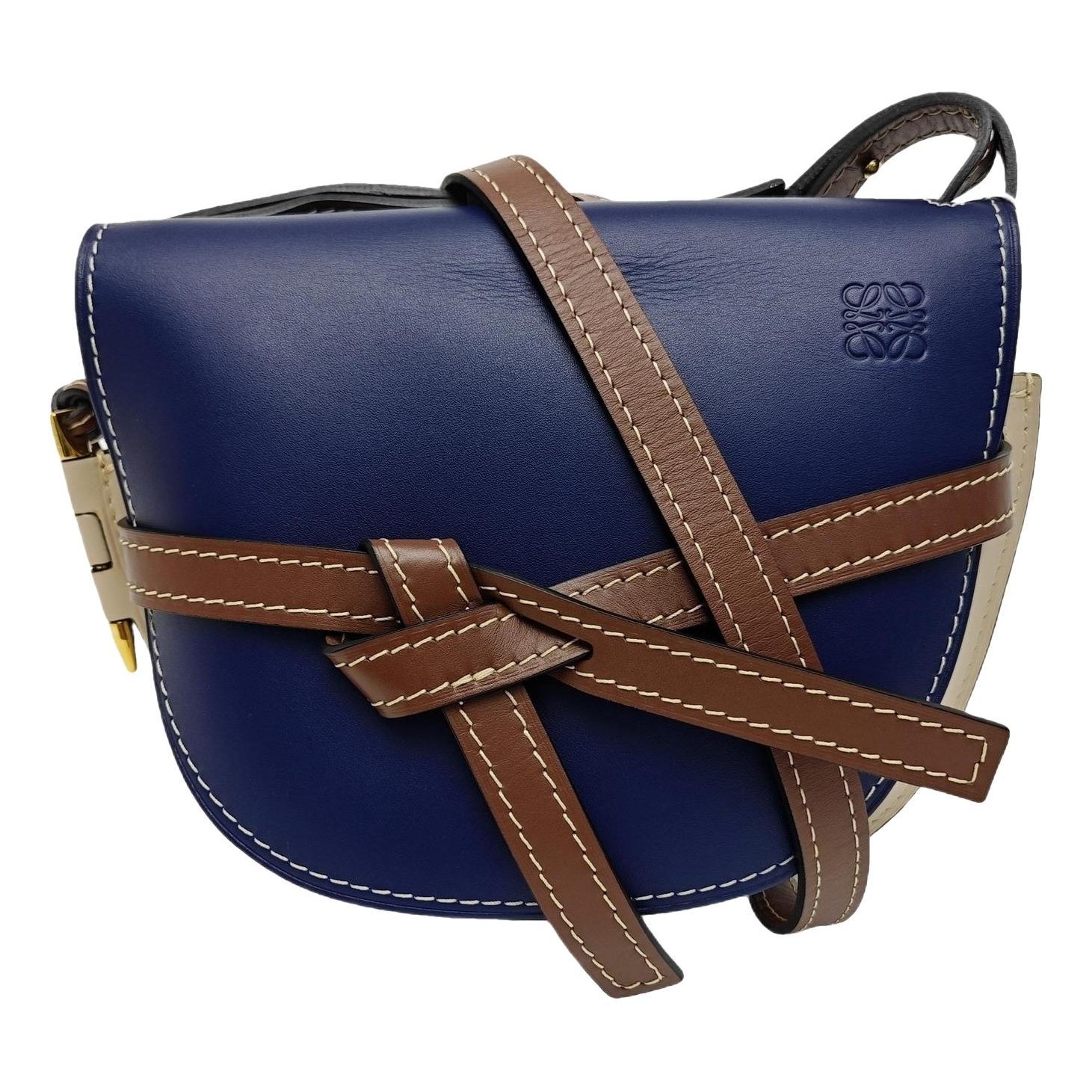 Gate leather handbag