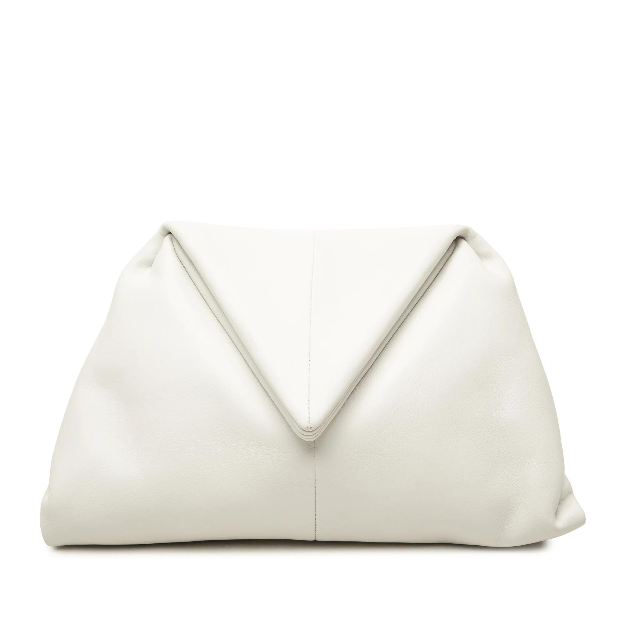 BV Trine leather clutch bag