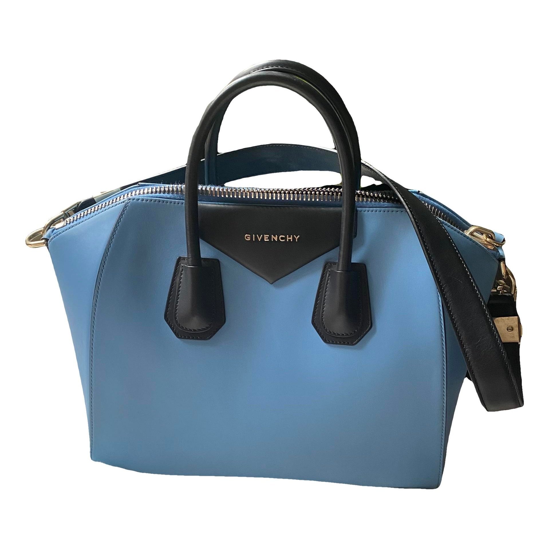 Antigona leather clutch bag