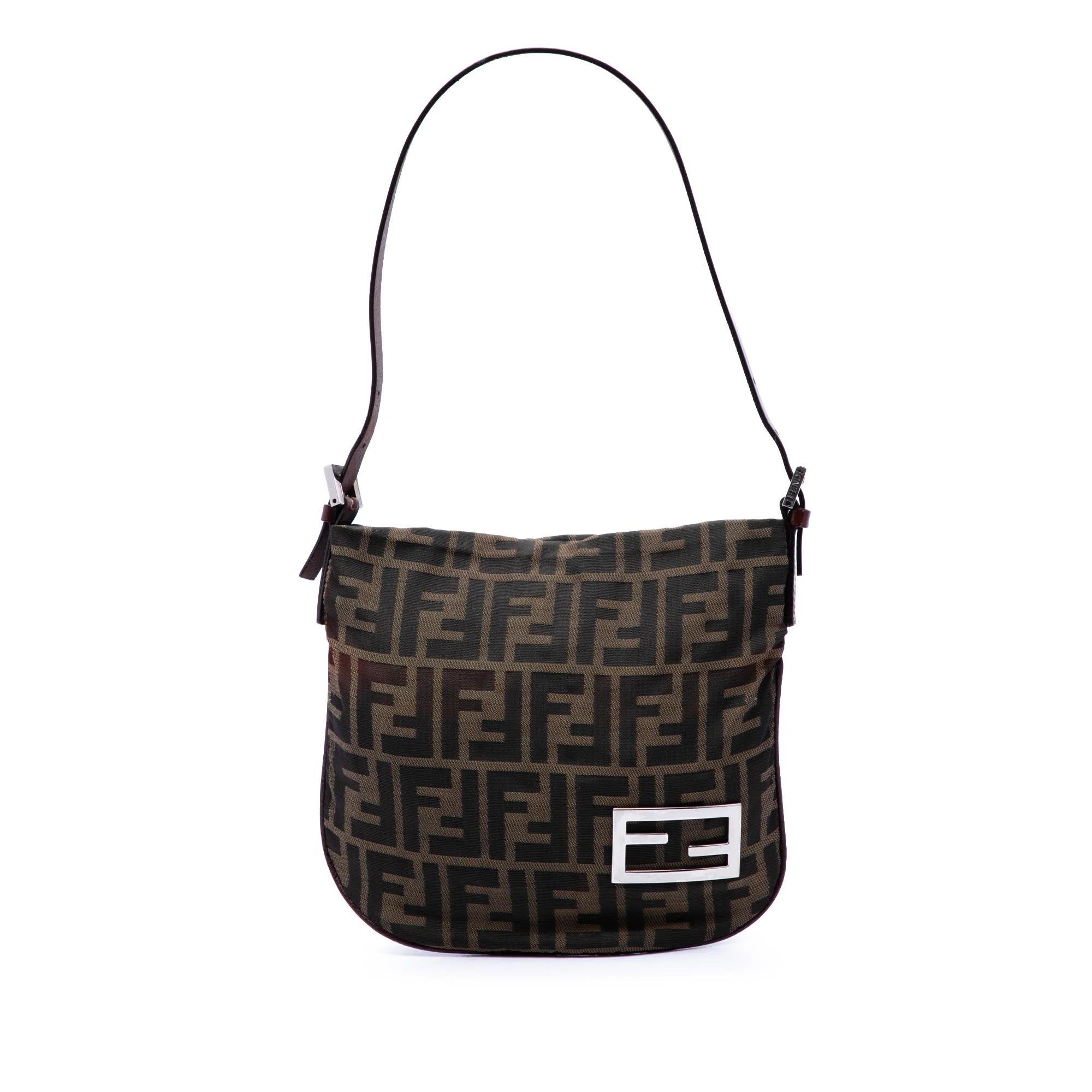 Pocket leather handbag