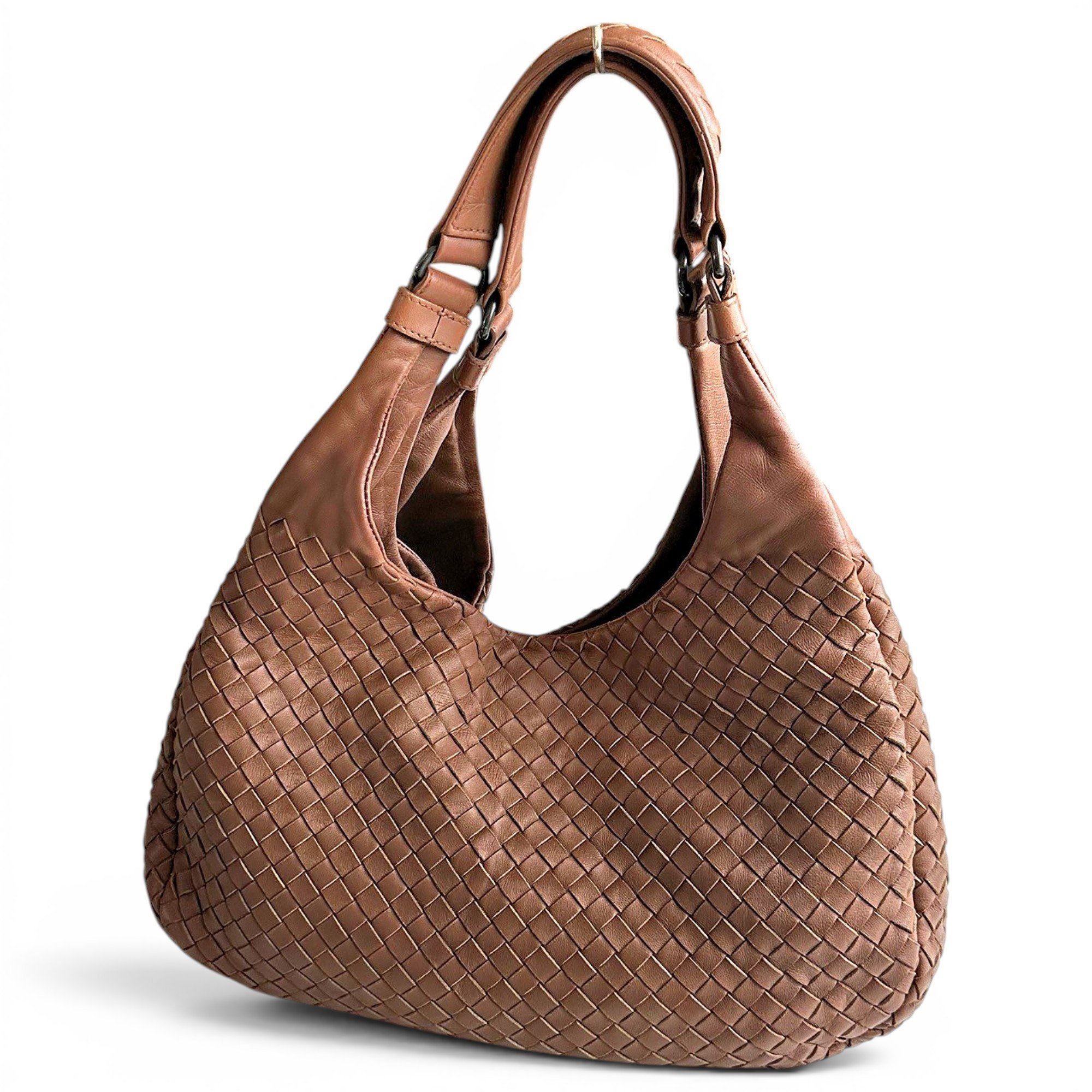 Veneta leather handbag