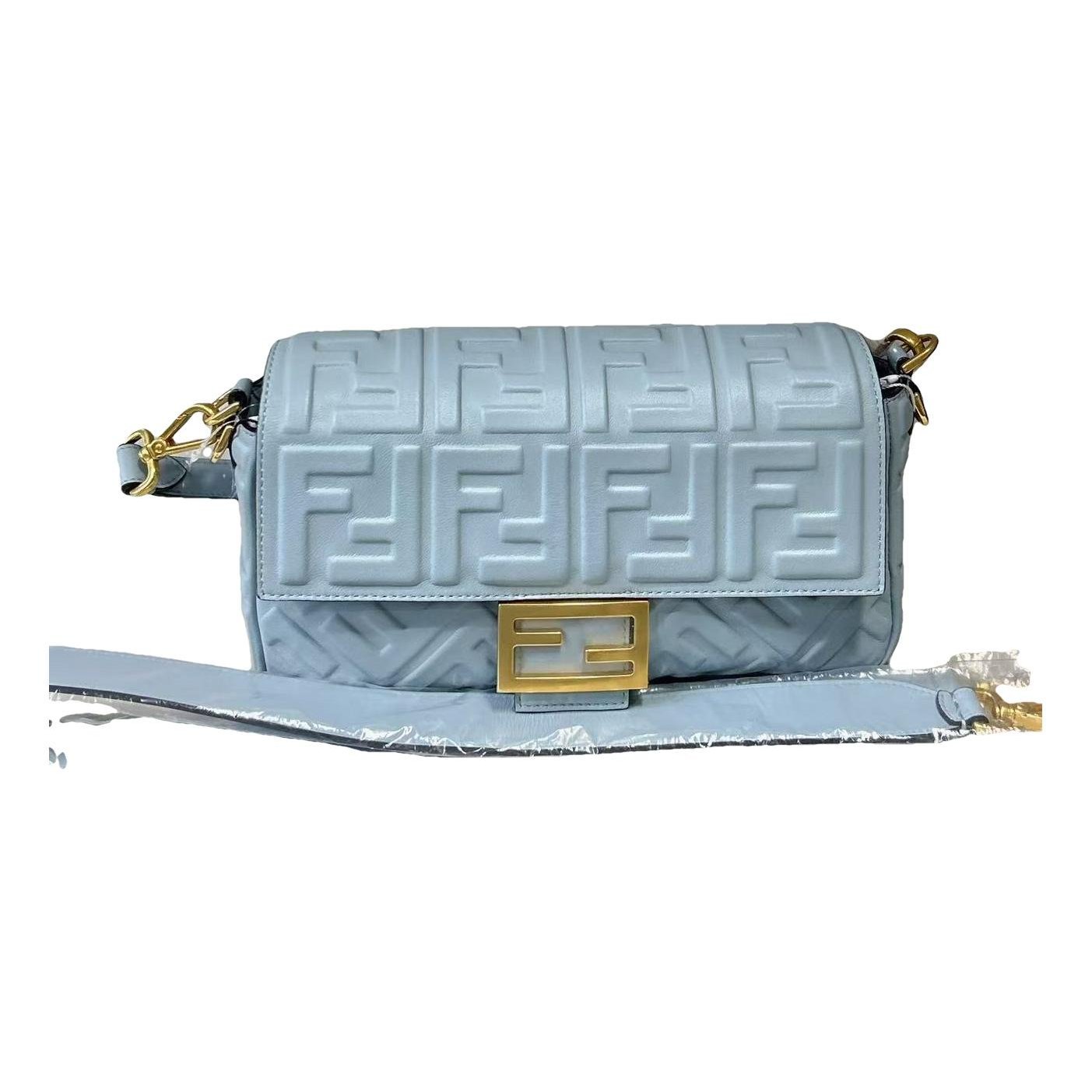 Baguette leather handbag