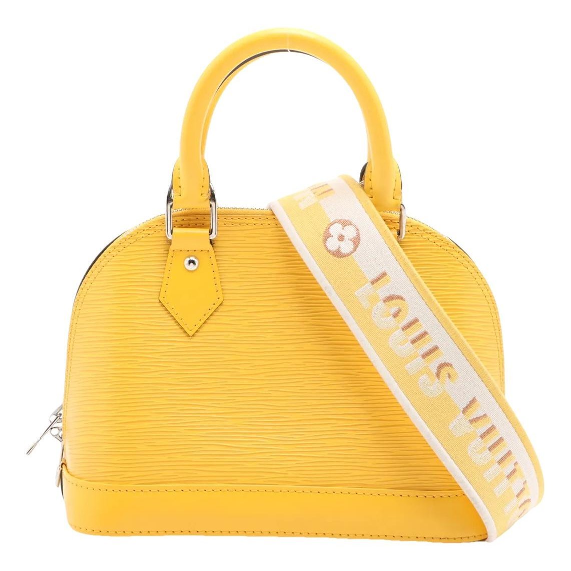 Alma BB leather handbag