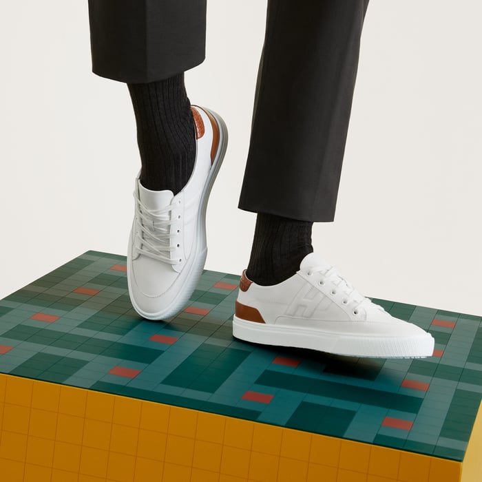 Deep Sneaker