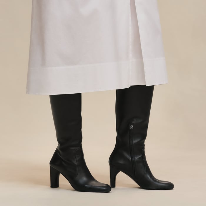 Blanc Belted Wide Dress