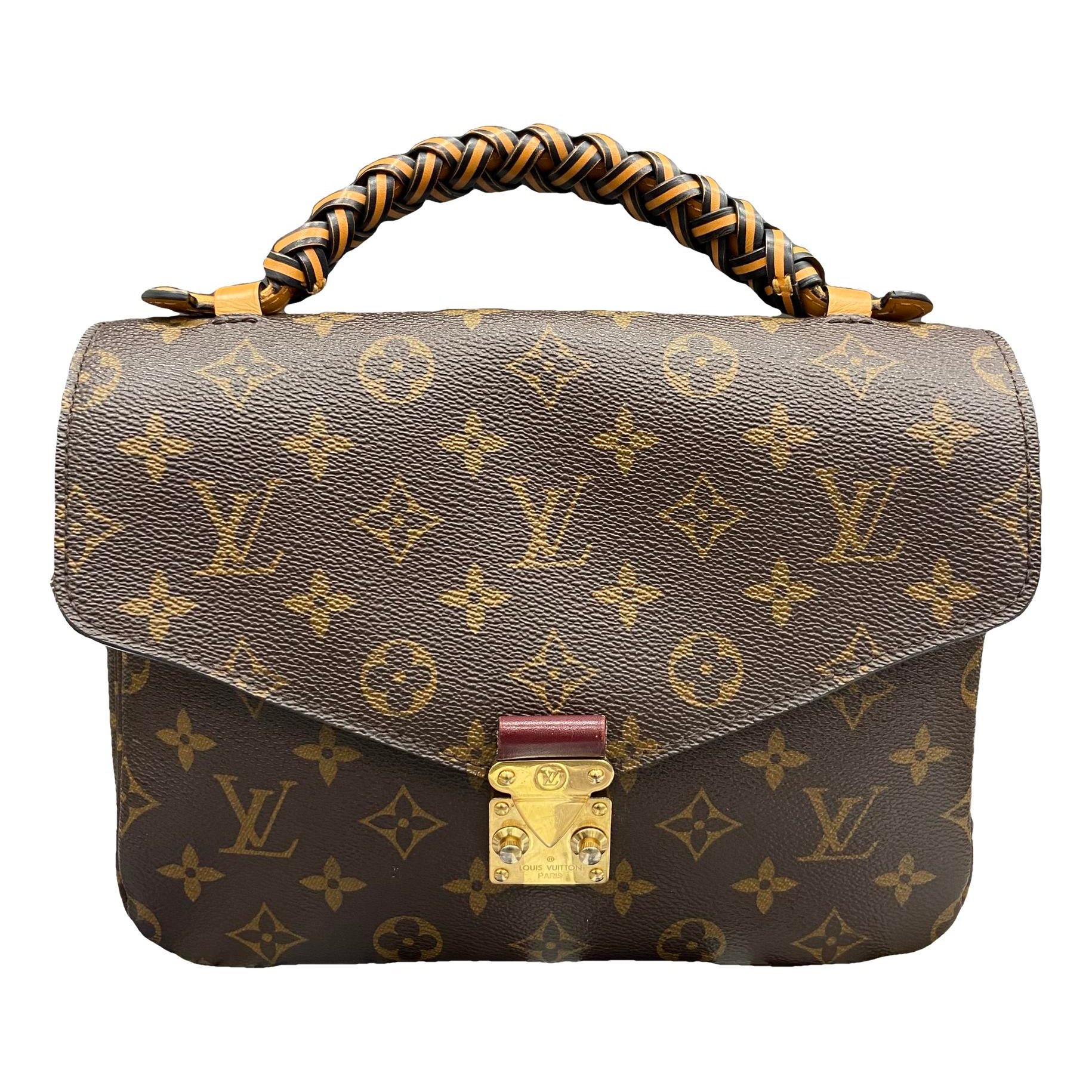 Metis leather handbag