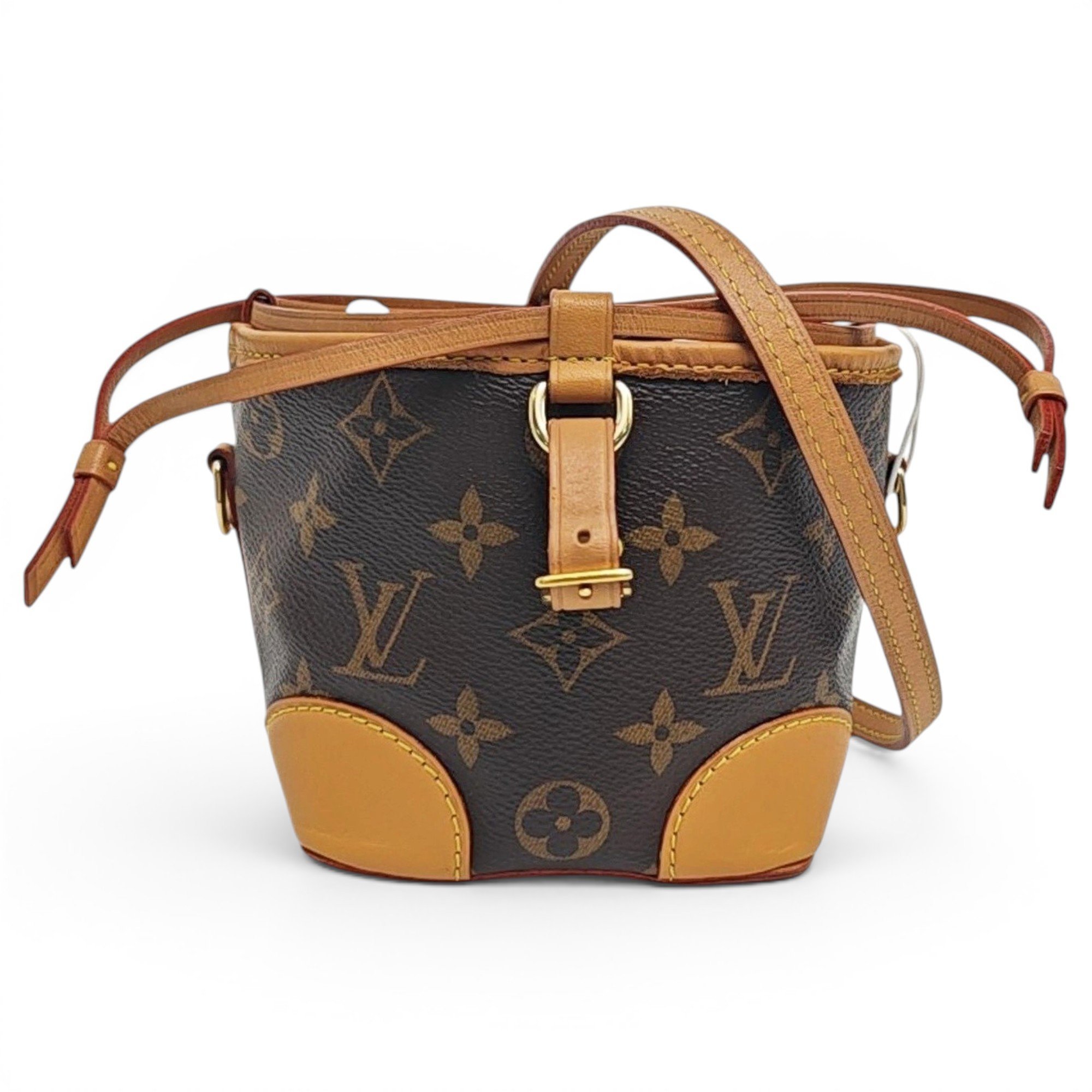 Nano Noé leather handbag