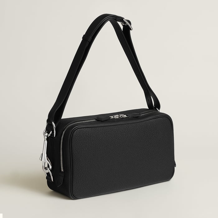 Noir On-body Mousqueton Bag