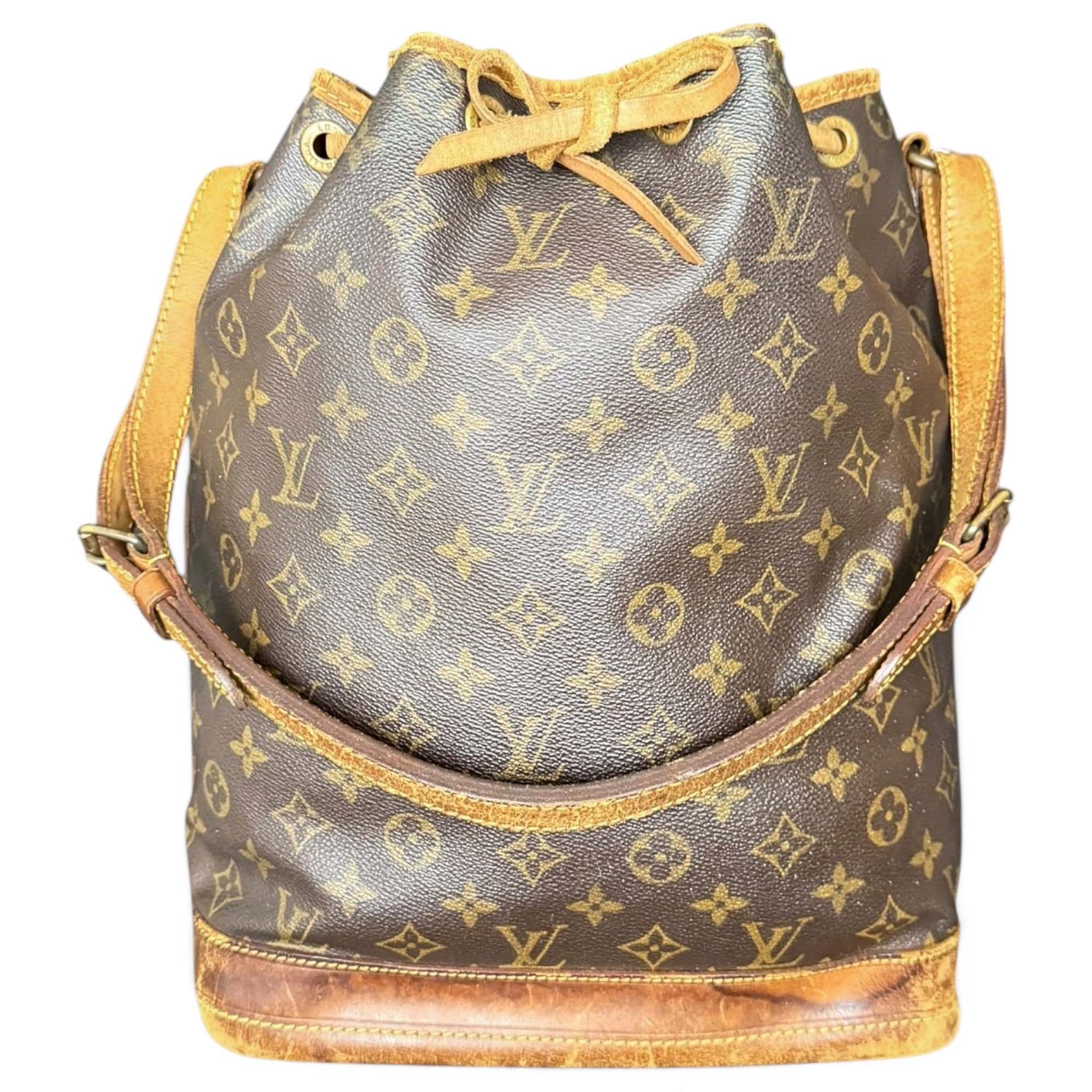 Noé leather handbag