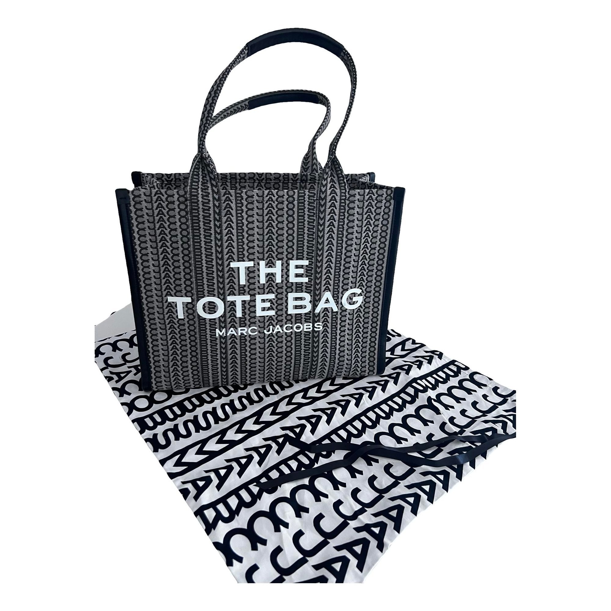 The Tag Tote cloth travel bag