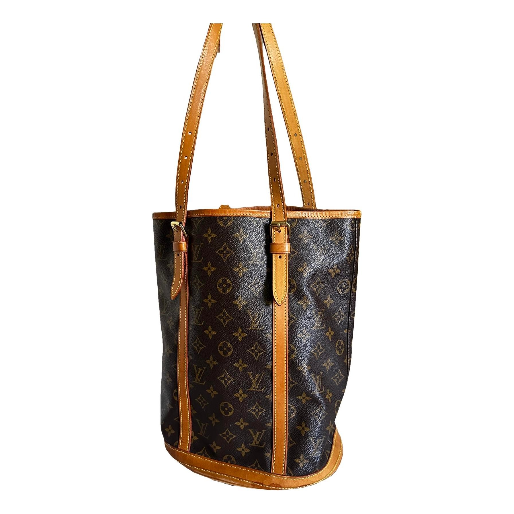 Bucket leather handbag