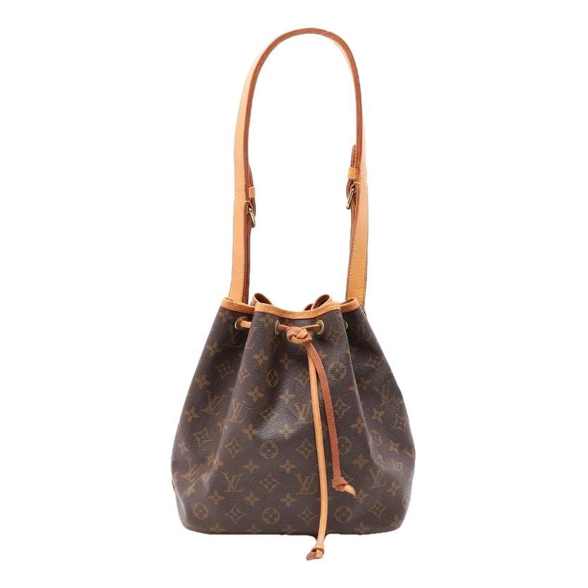 Petit Noé trunk leather handbag