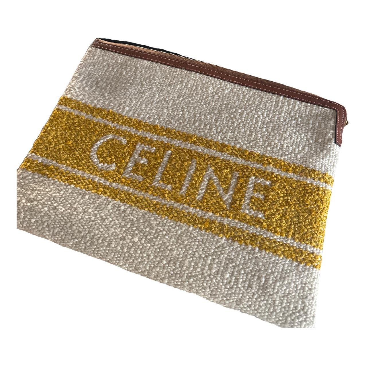 Clutch bag