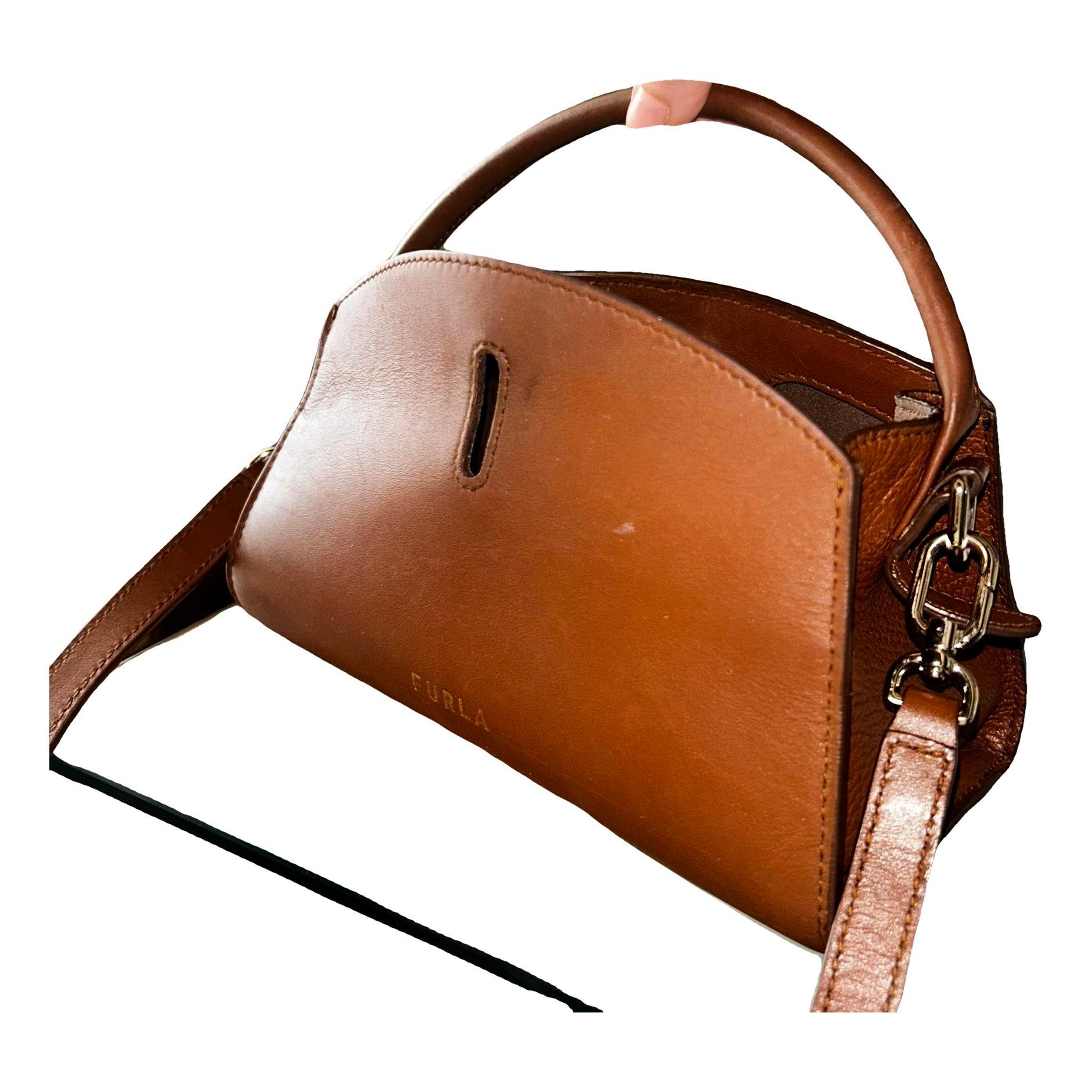 Leather bag