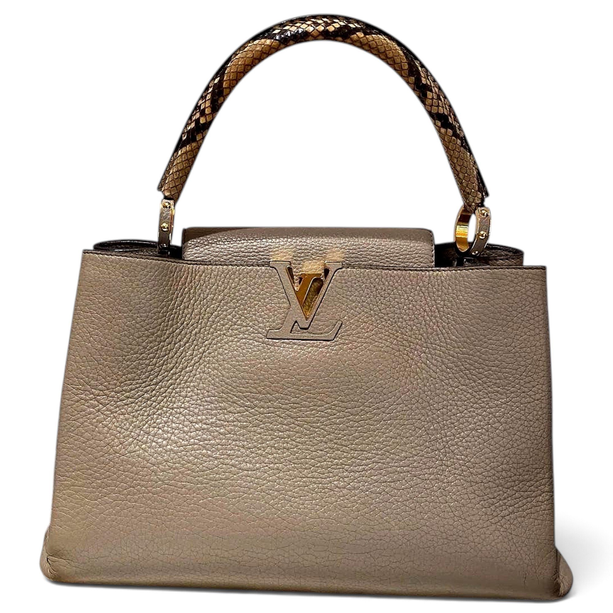 Capucines leather handbag