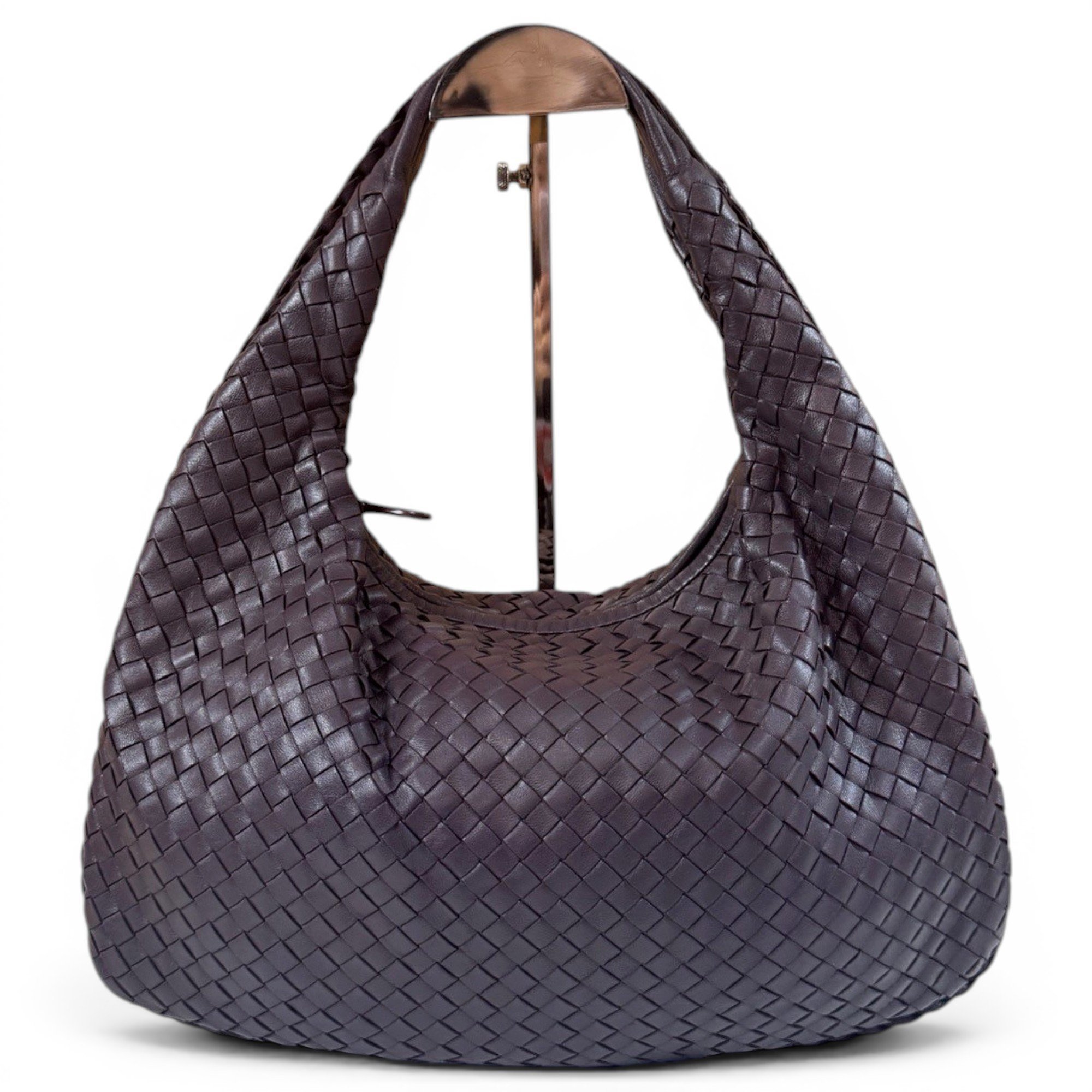 Veneta leather handbag