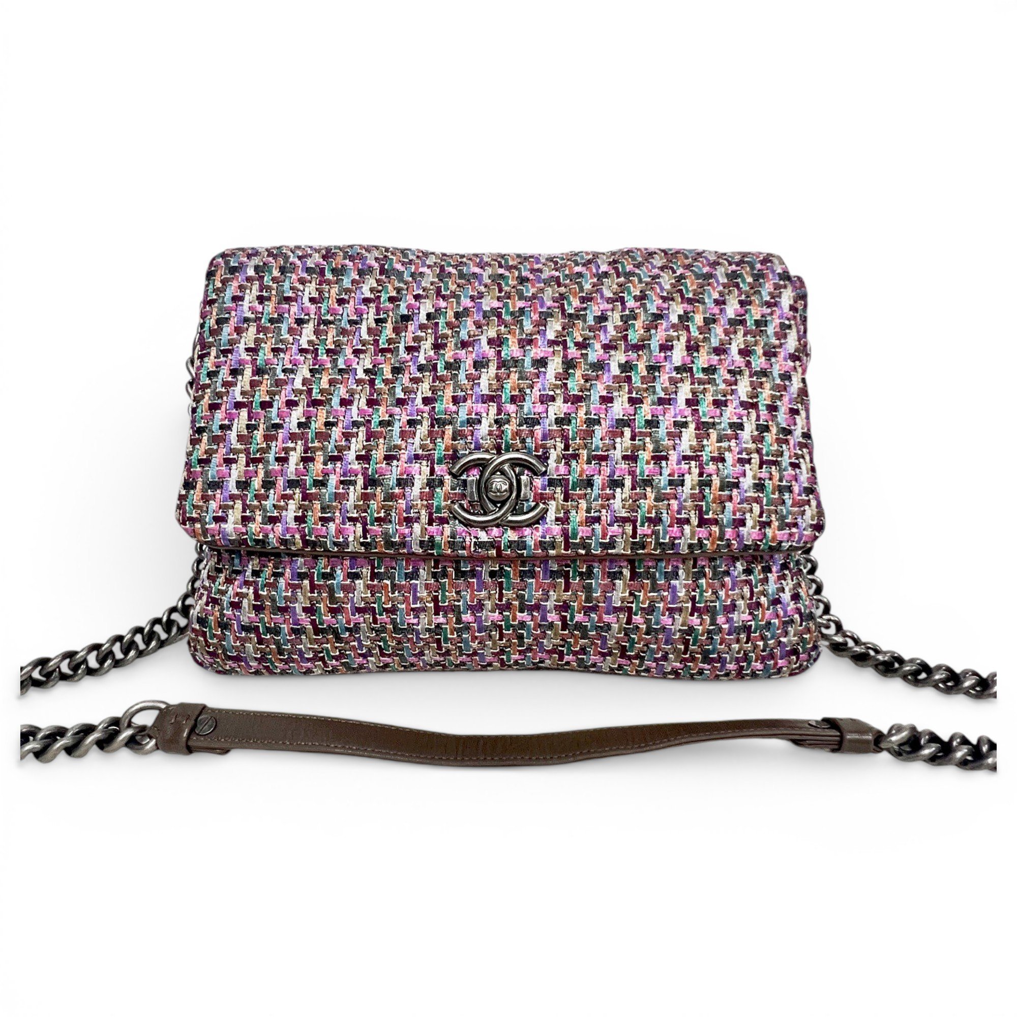 Timeless/Classique tweed crossbody bag