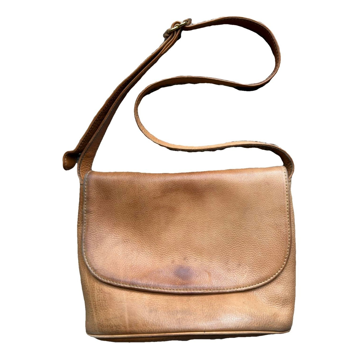 Leather crossbody bag