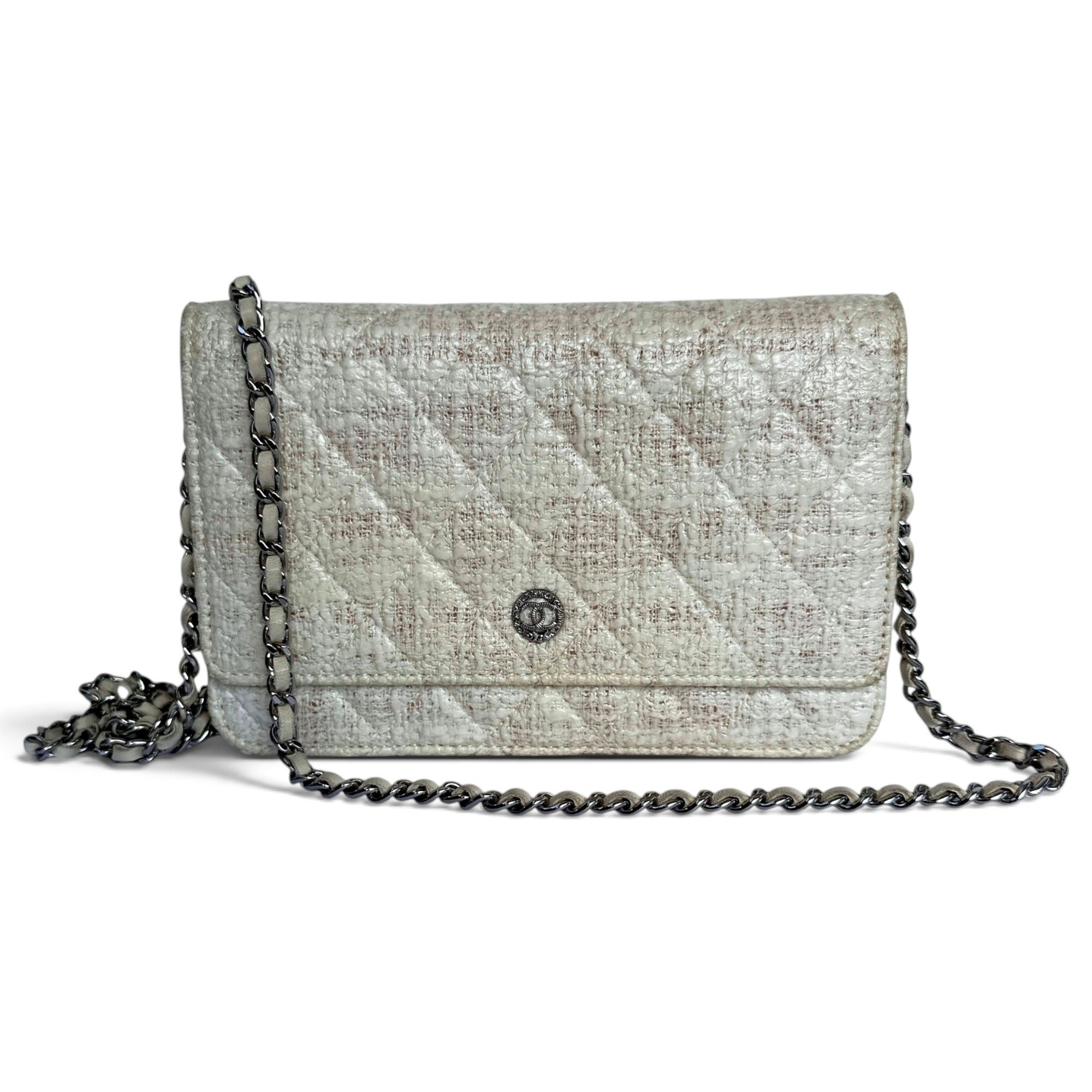 Wallet On Chain tweed crossbody bag