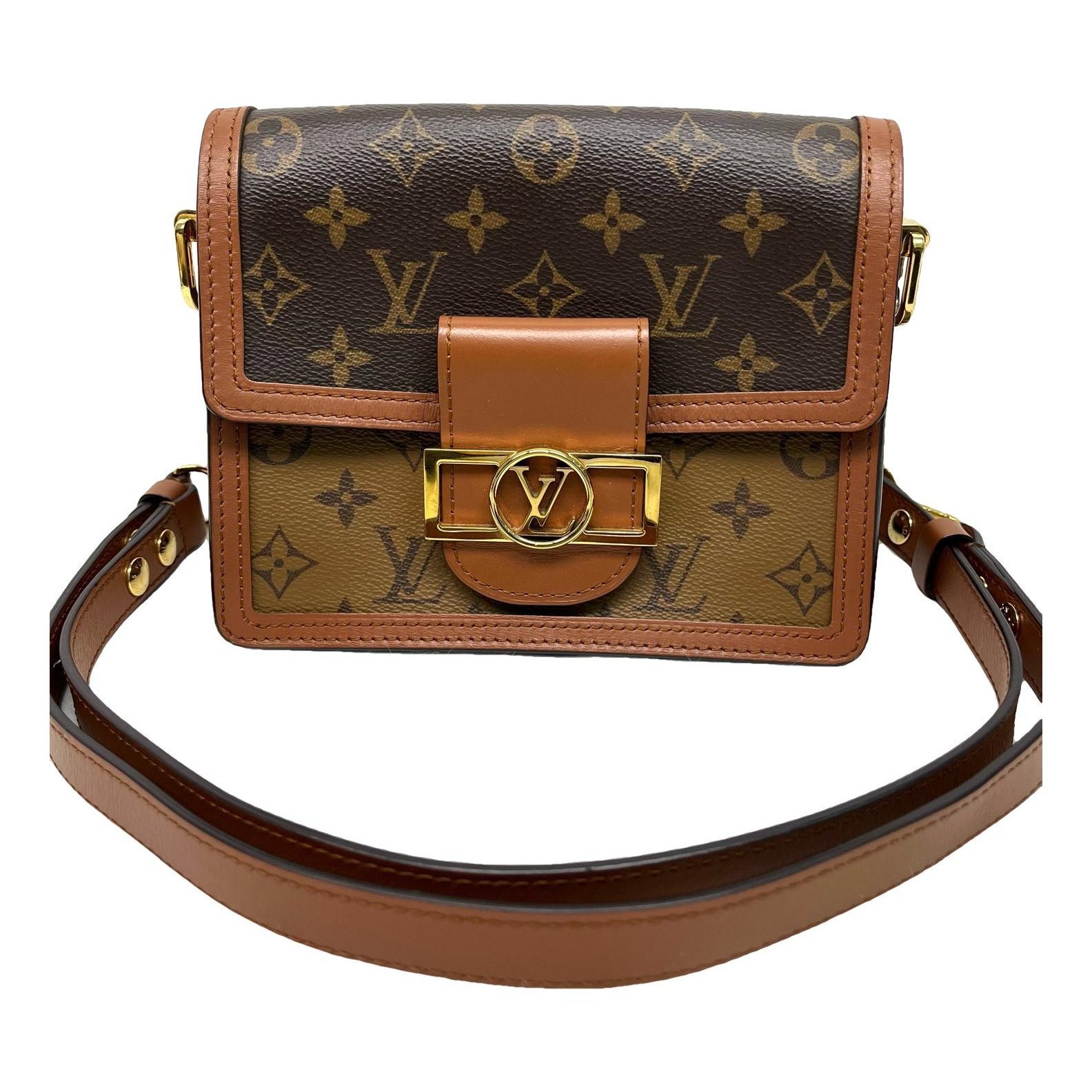 Dauphine leather handbag